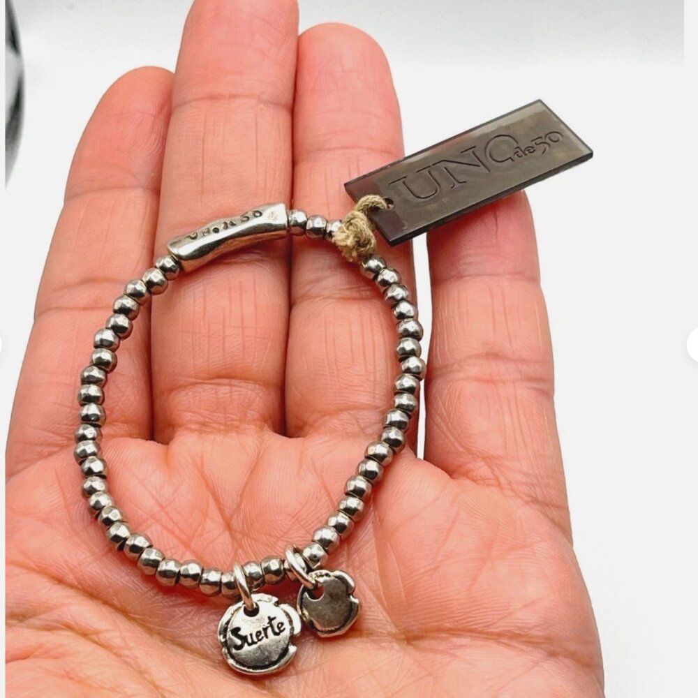 NWT UNO de 50 Bracelet Silver plated Suerte Beaded dangle elastic BOHO Charm S